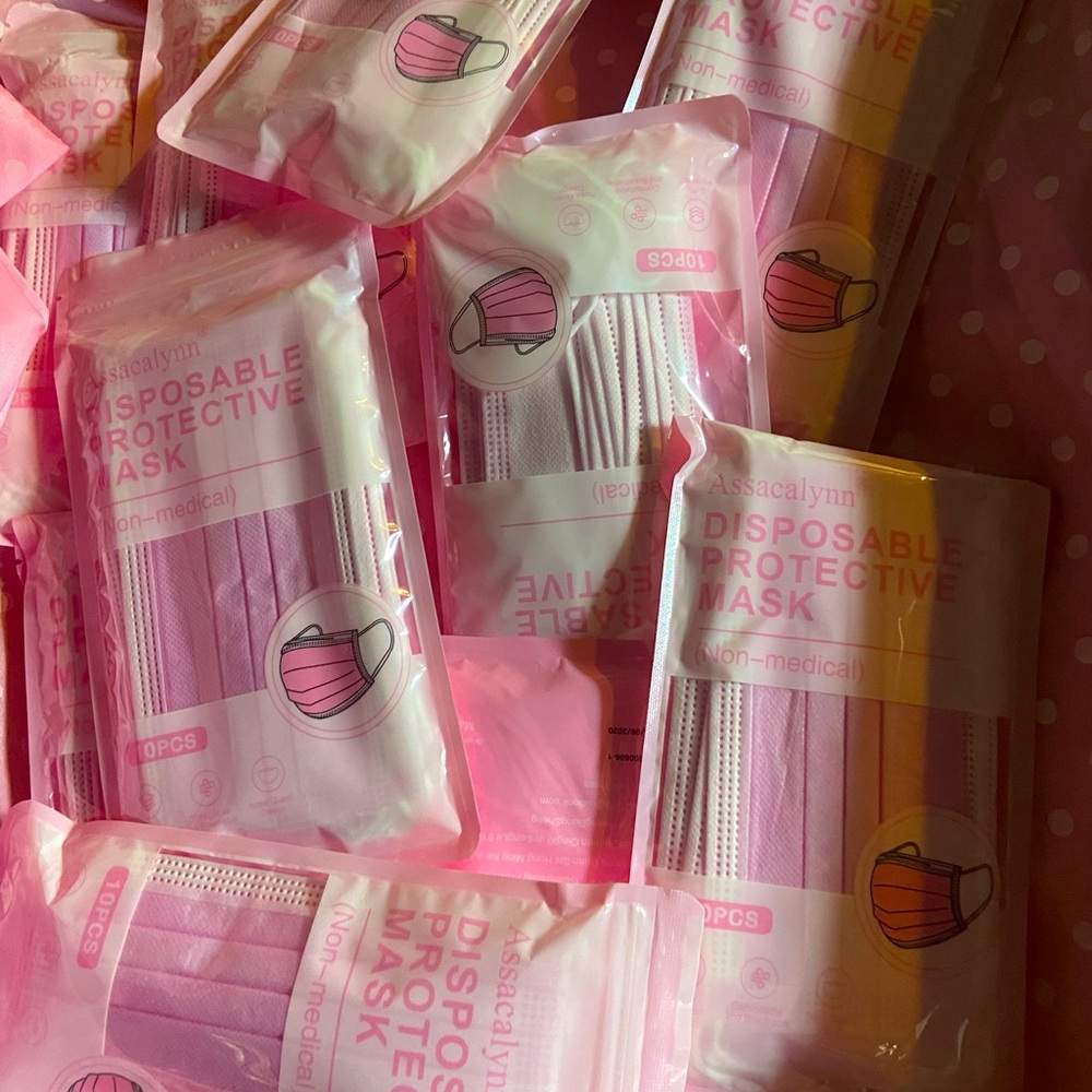 Ten bags of ten masks each!